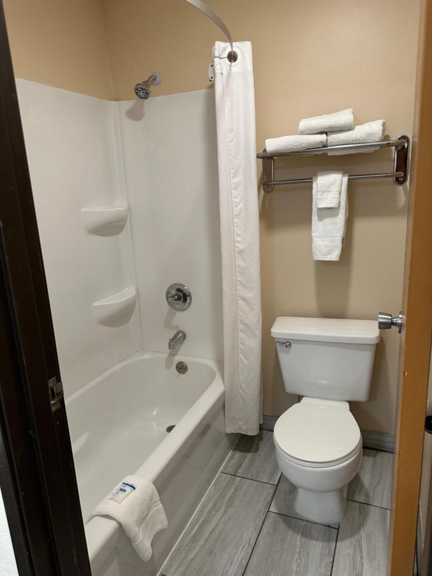 Hotel Super 8 By Wyndham Grand Island Extérieur photo