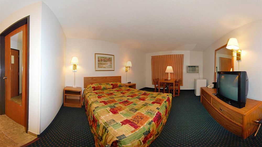 Hotel Super 8 By Wyndham Grand Island Extérieur photo